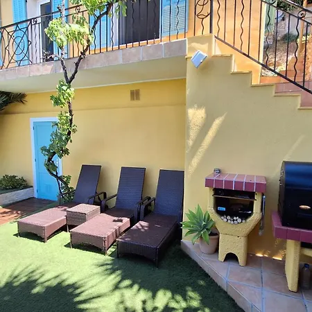 In French Riviera Villa Niza